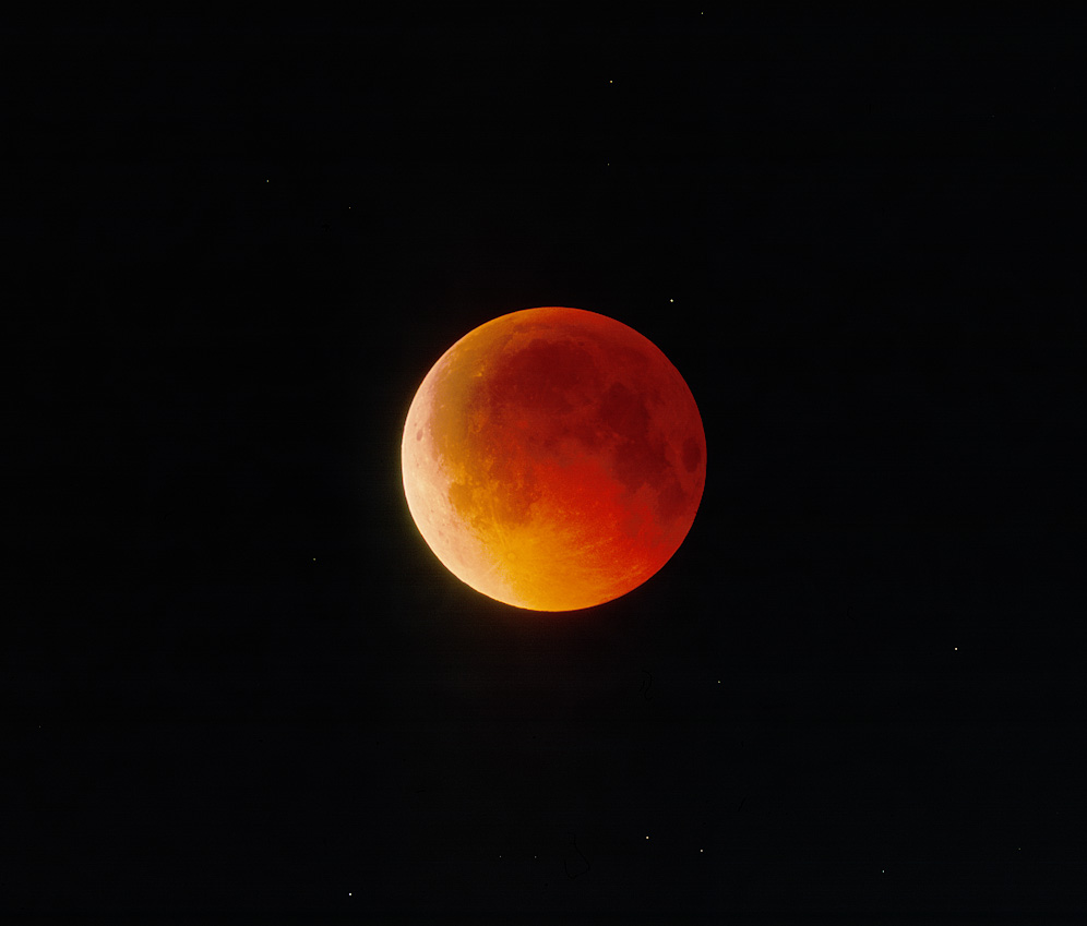 Lunar Eclipse - 28 Aug. 2007